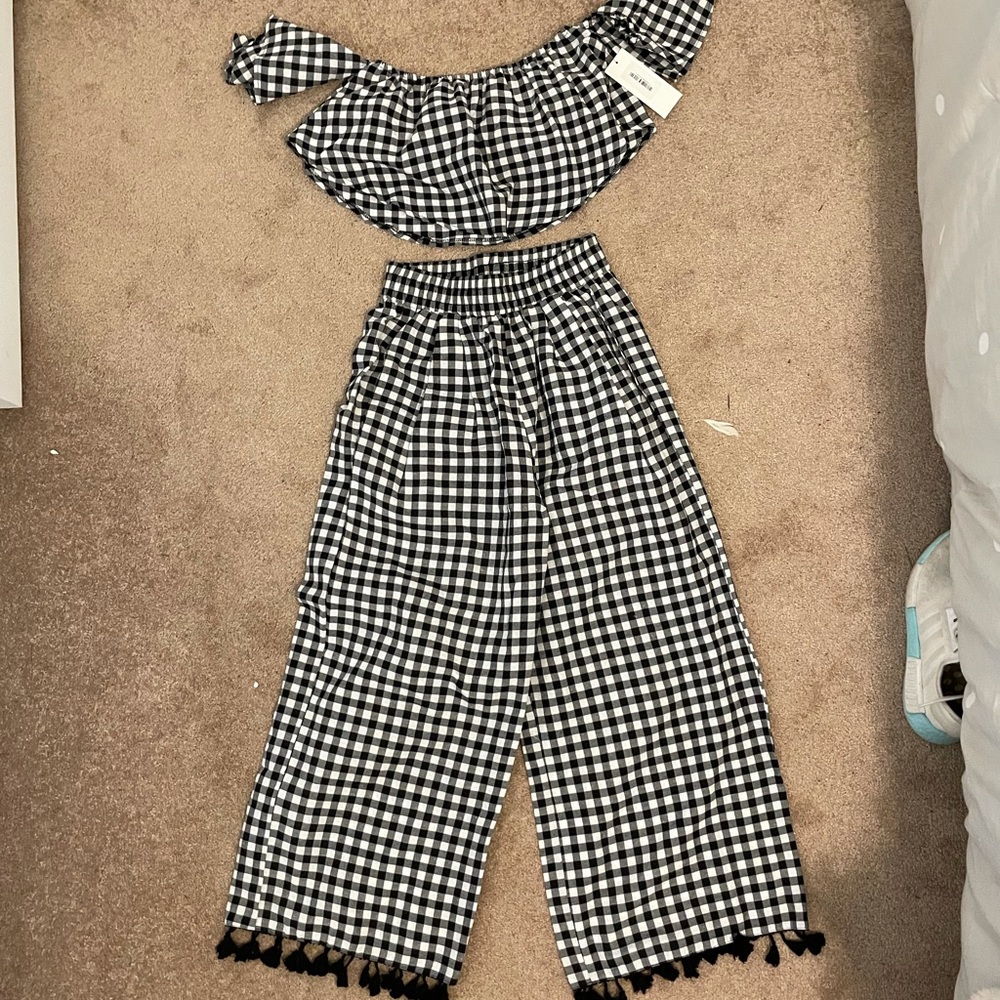 Red dress boutique two piece set - worn once no tags